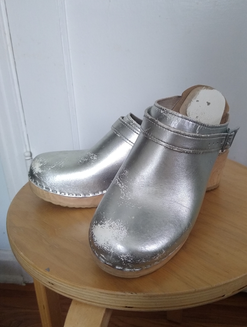 Hannah Andersson Silver Metallic Clogs